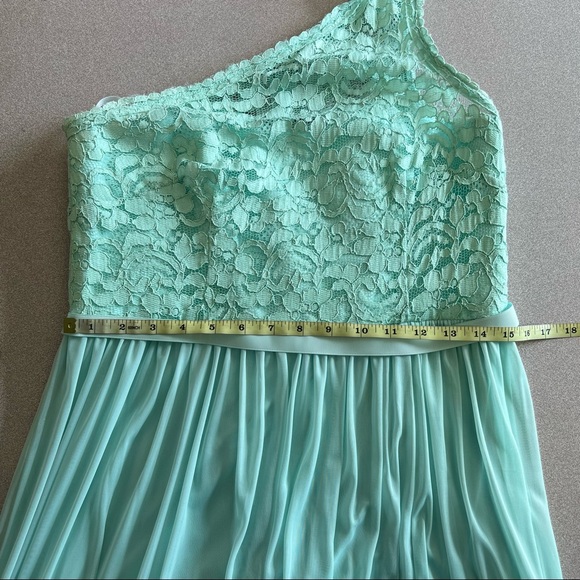 David’s bridal green one shoulder lace formal dress - Picture 9 of 16